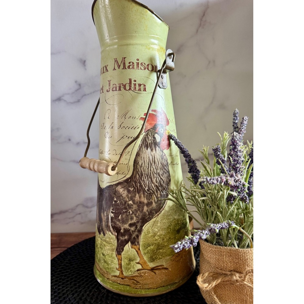 French Country Rooster Metal Pitcher Vase Beaux Maison et Jardin Farmhouse Decor